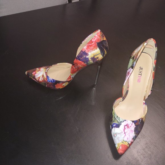 Ladies high heel shoes - Picture 3 of 4